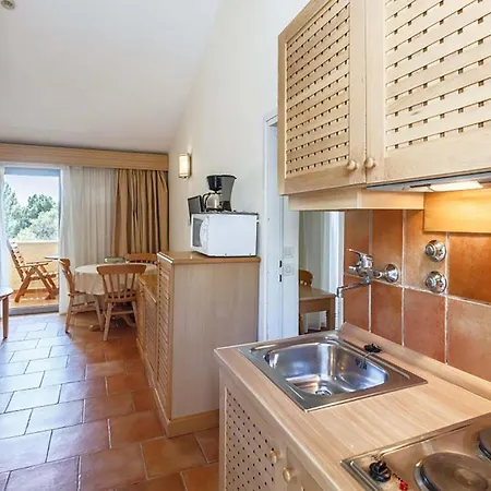 1 Bedroom Gorgeous In شقة بوريتش